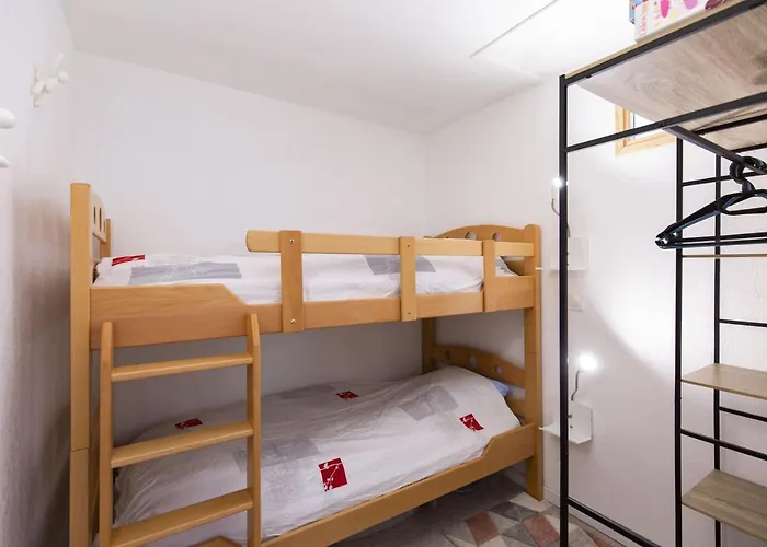 Appt 4 Pers Centre Village Balcon Draps Fournis Garage Accueil Velo Fibre *