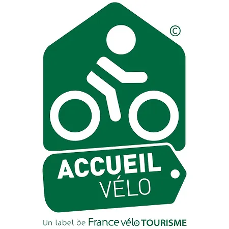 Appt 4 Pers Centre Village Balcon Draps Fournis Garage Accueil Velo Fibre *