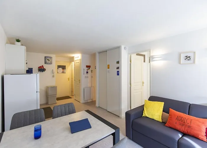 Appt 4 Pers Centre Village Balcon Draps Fournis Garage Accueil Velo Fibre * 생라리술랑