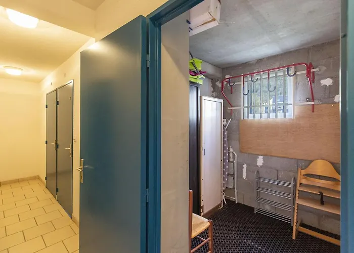 Appt 4 Pers Centre Village Balcon Draps Fournis Garage Accueil Velo Fibre 아파트 *